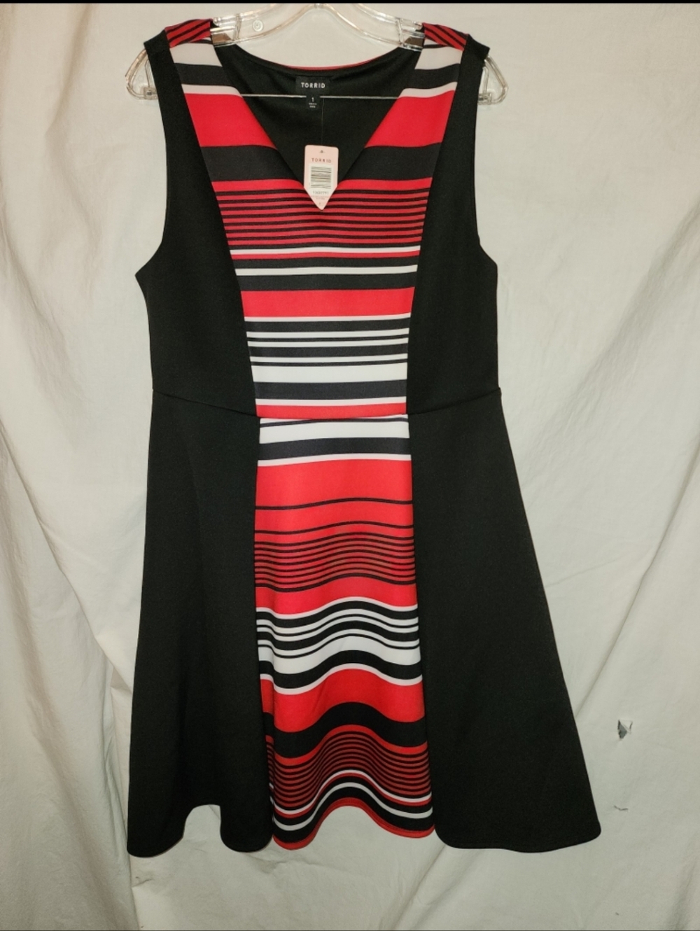 Torrid womens size 1x red white black dress